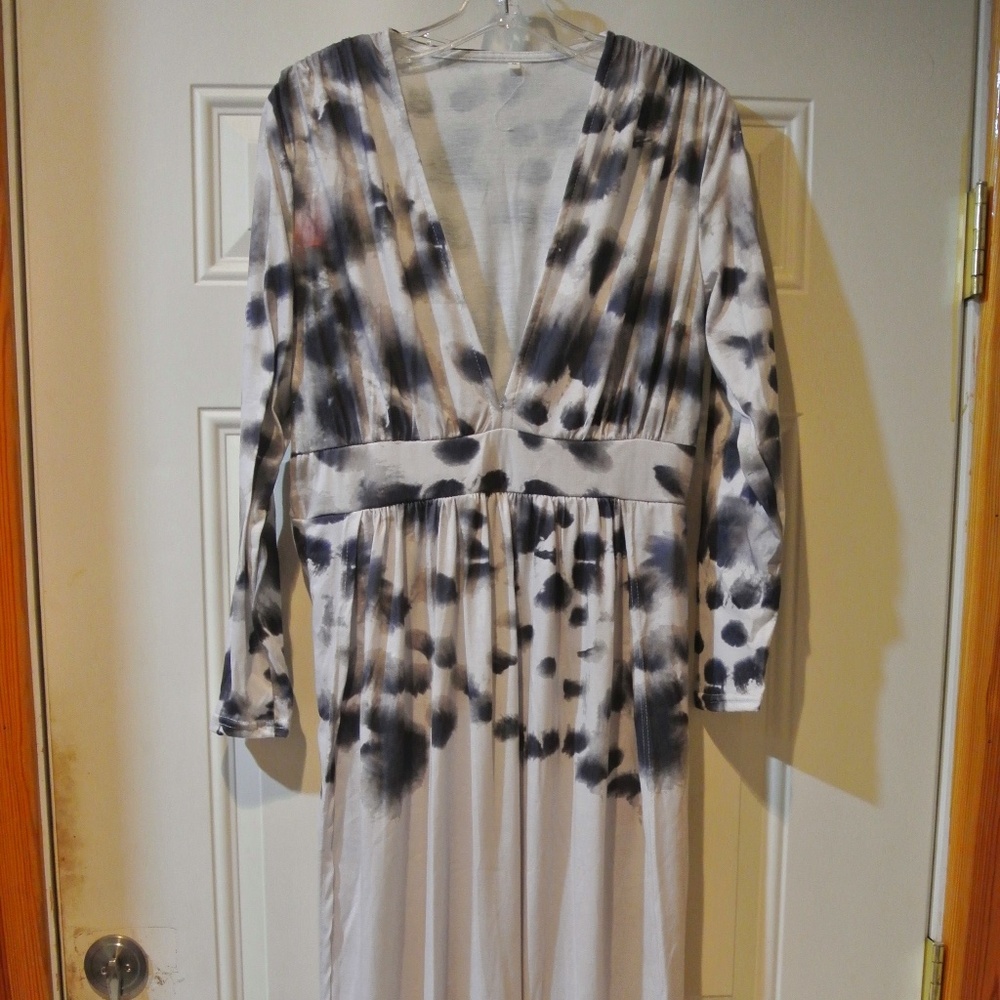 WOMENS LEOPARD PRINT MAXI DRESS NWOT